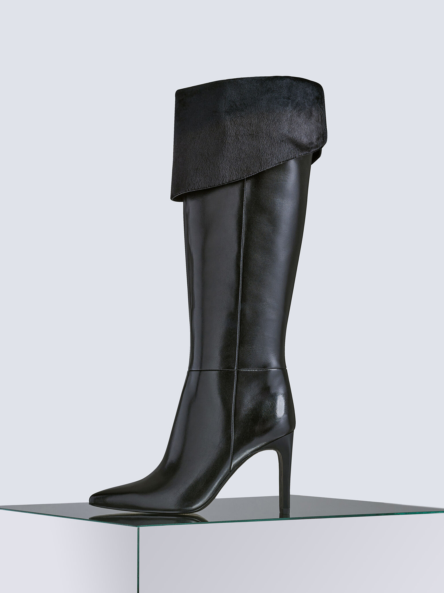 Cuissardes 1 25599 43 Achetez en ligne les Bottes de NEWD